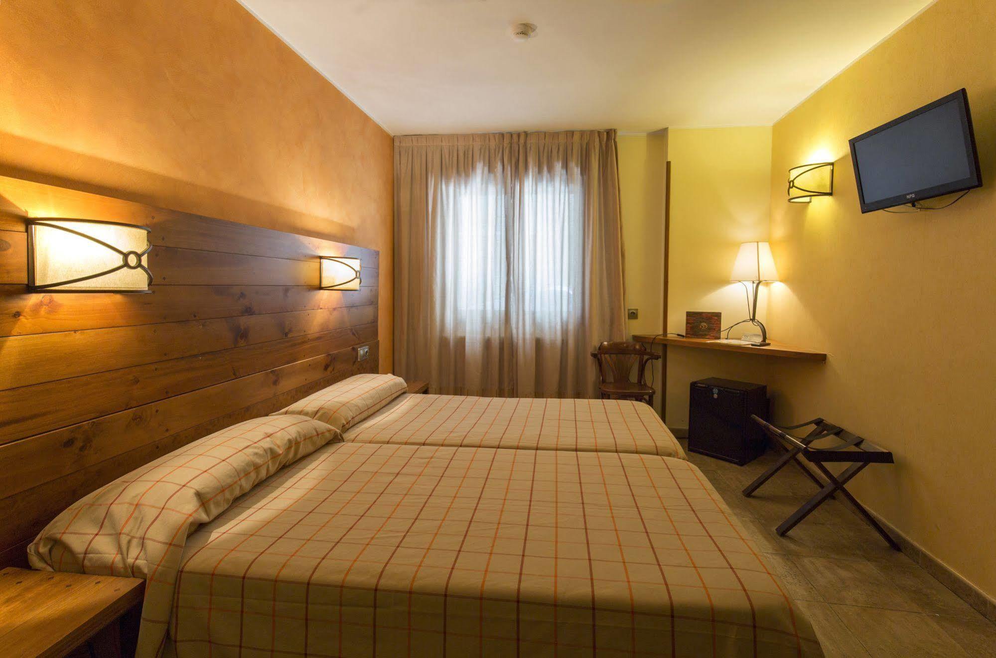 Hotel Magic Pas Pas De La Casa Dış mekan fotoğraf